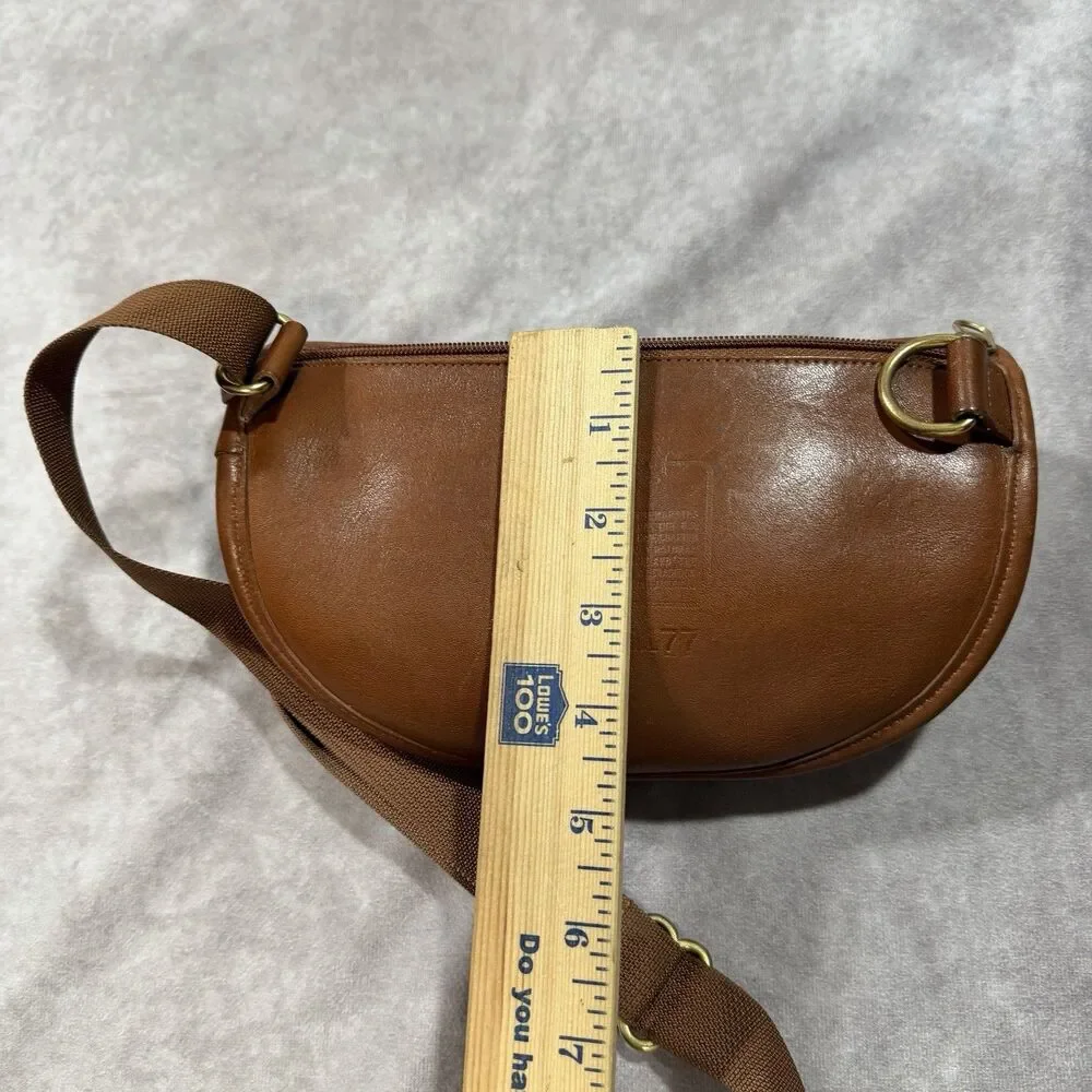 Coach USA 1996 Olympic Commemorative Leather Fanny Pack Waist Pouch Bag Brown